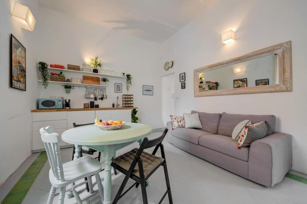 Traditional Maltese Town House In Floriana Екстериор снимка